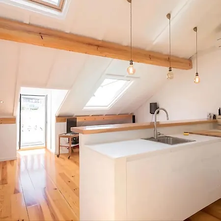 Sunny Castle View In Apartment Lisbon